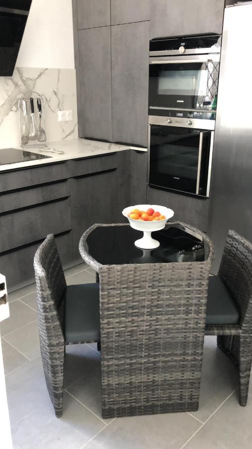 Trocadero Apartment Париж Екстериор снимка